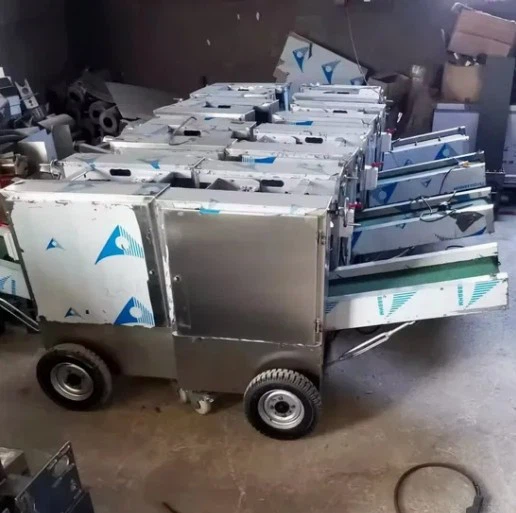Brown Coconut Dehusking Machine